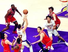 世俱杯-湖人战胜篮网，豪取六连胜的简单介绍