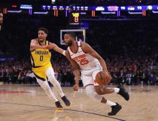 世俱杯奖金-尼克斯队艰难击败公牛队