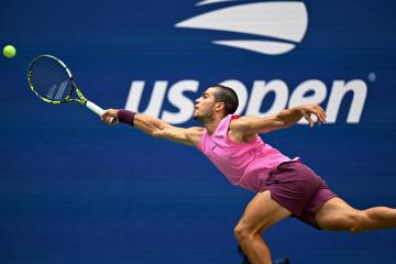 世俱杯时间-戴维斯杯逆转ATP总决赛，阿尔卡拉斯高光表现