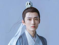 世俱杯奖金-热血赛场，铁腕与狂飙，当足球的意志与赛车的闪电在极限处相遇