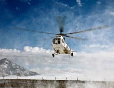 世俱杯决赛-夜战街巷，戈麦斯如何将F1赛车化作流淌的旋律