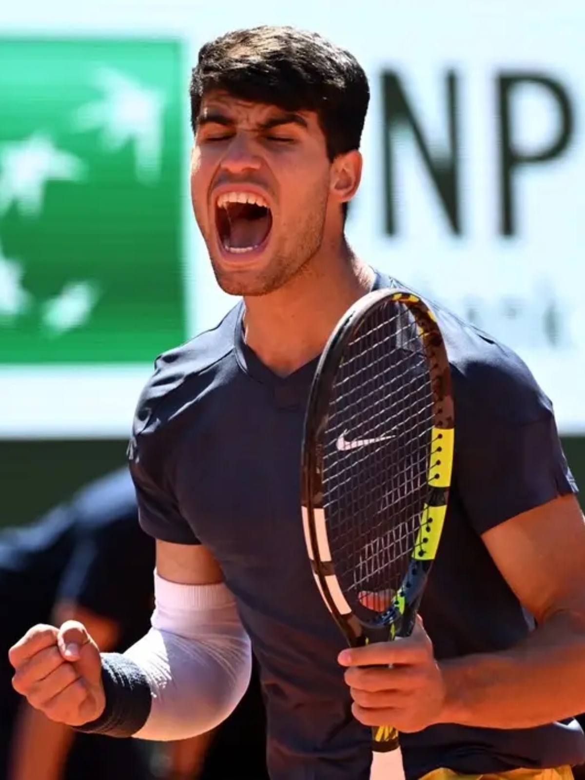 世俱杯决赛-包含英国网球队完胜德国网球队,阿尔卡拉斯制霸全场的词条