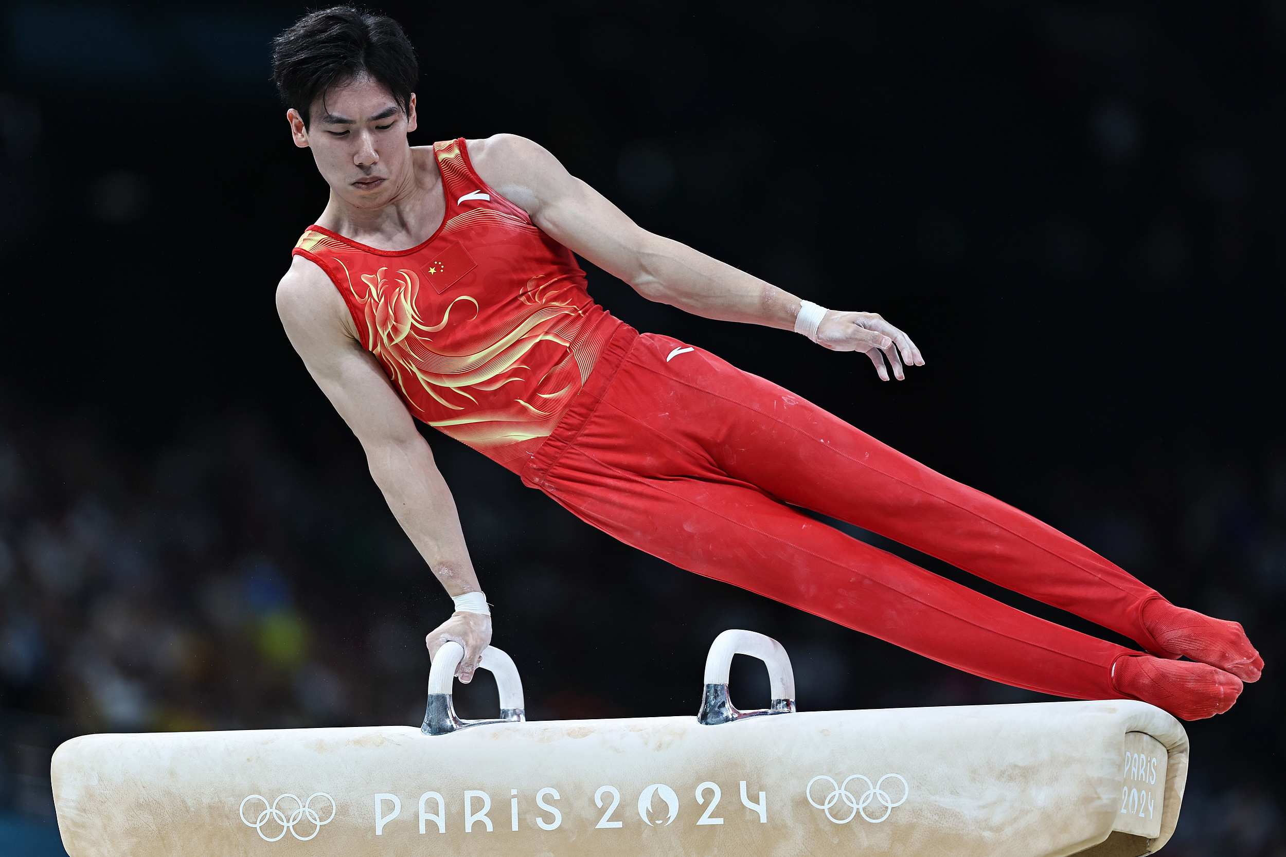 世俱杯分组-体操选手刷新世界纪录,震撼全场