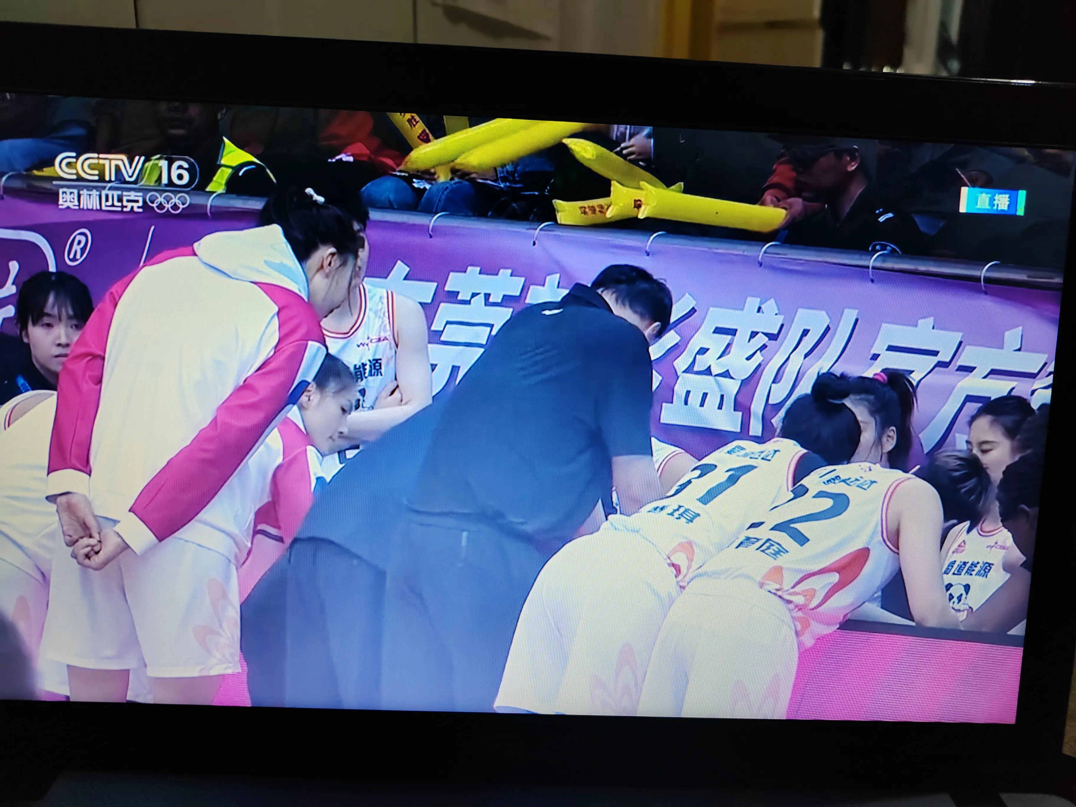 世俱杯赛程-四川队险胜热火,克莱关键制胜