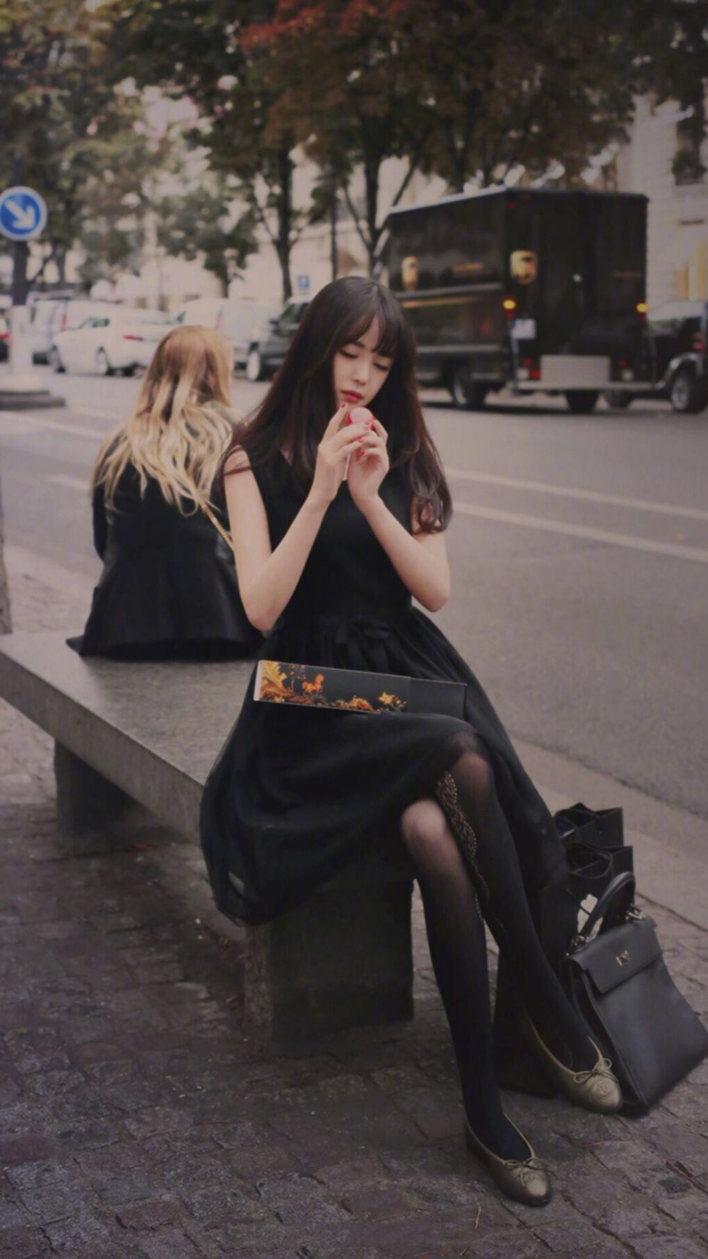 世俱杯-暗夜突围，孔德如何在奥运关键战中牵引全队心跳