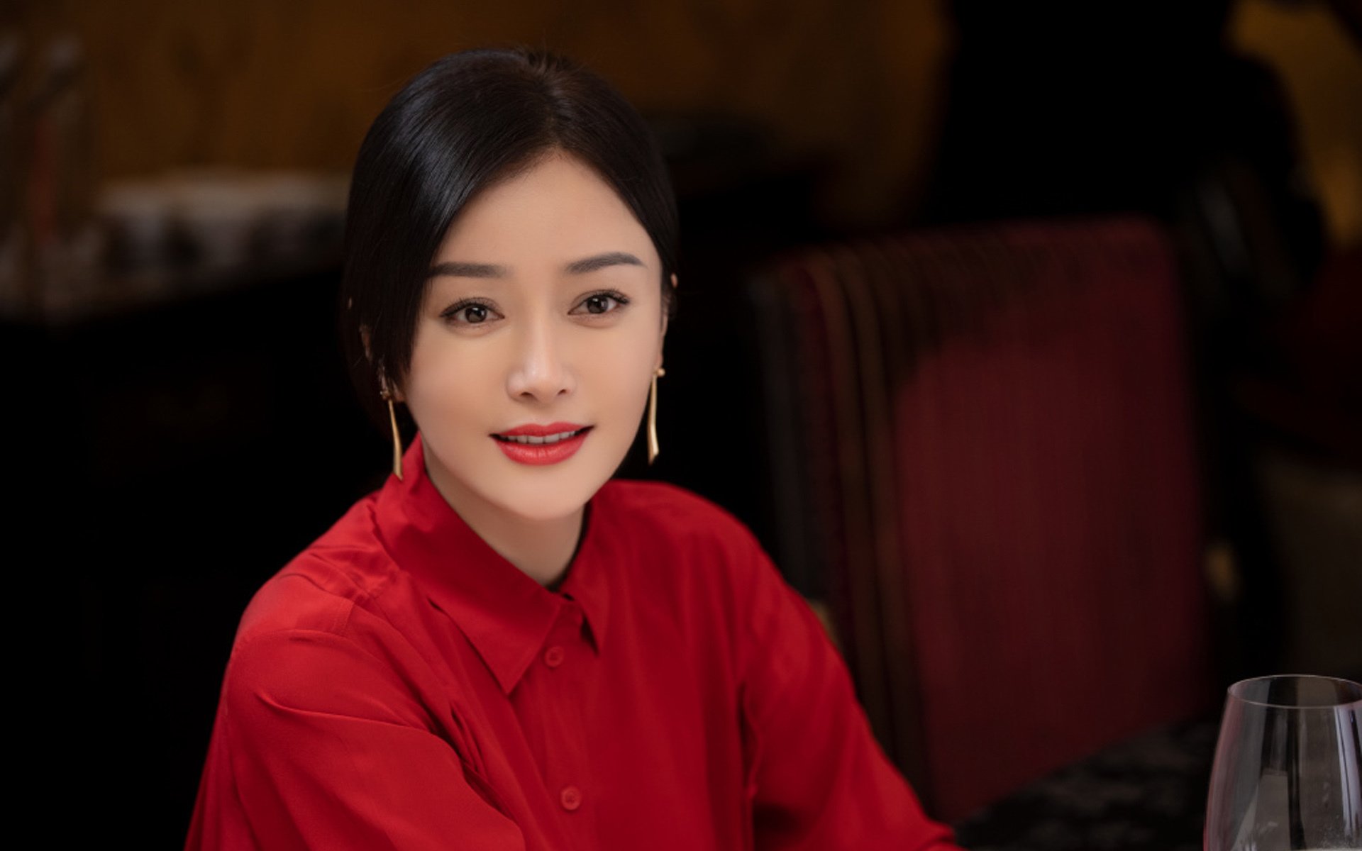 世俱杯改制-阿联酋绝地反击,姆巴佩致命一击再现王者风范—世界杯关键积分战全纪实